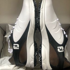 Men’s FootJoy Arc XT golf shoes